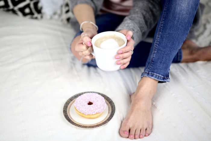 nails, fingernails, toenails, coffee