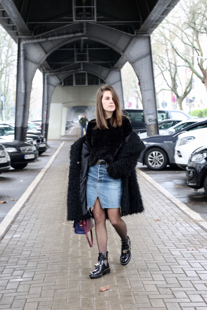 Winter Blues Jeans Rock Und Samt Sweater Shoppisticated