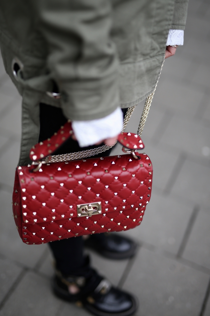 Details, Valentino Rock Stud with golden studs