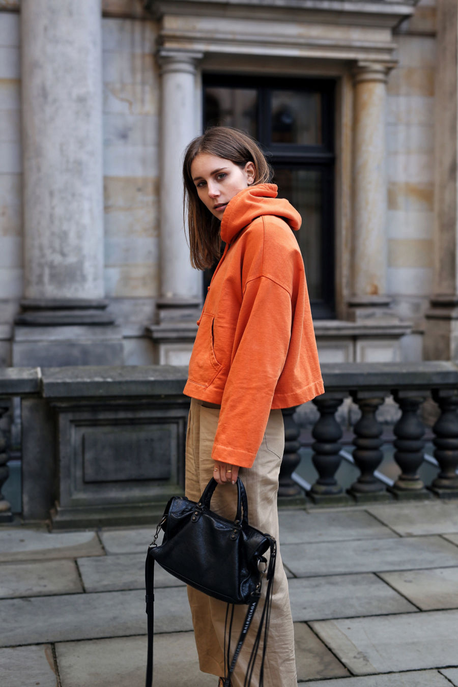 Mirissa Shoulder Cropped Pullover Sweater