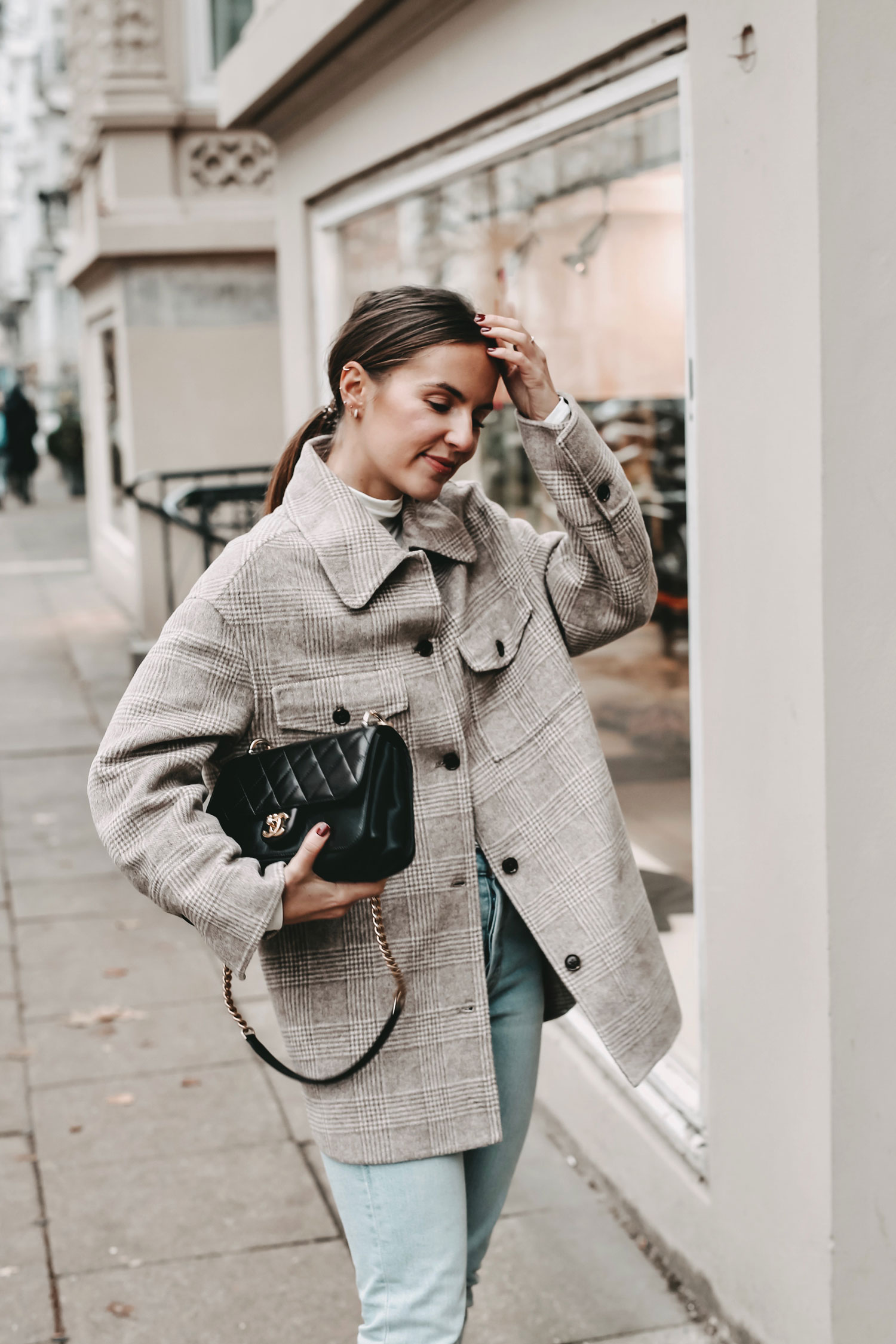 Chanel-bag-mango-hemd-levis-denim-fall-look-black-friday