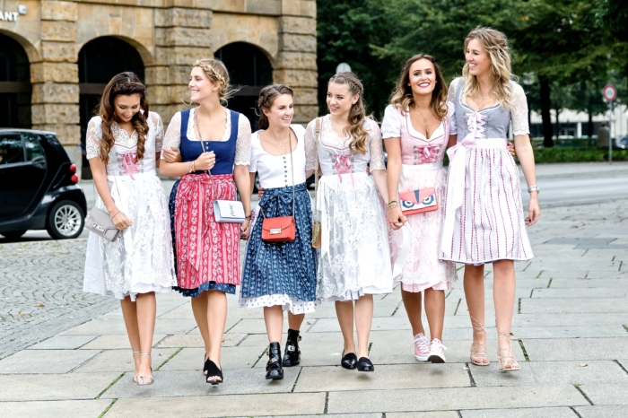 Oktoberfest, Dirndl, traditional german dresses, girls