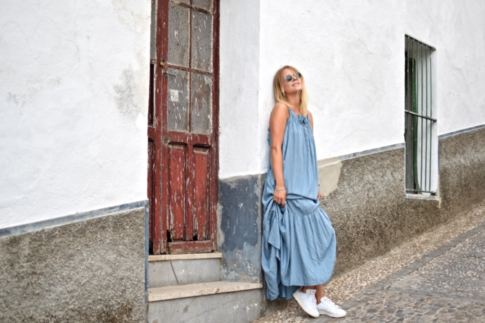 H&M Maxikleid und Adidas Stan Smith