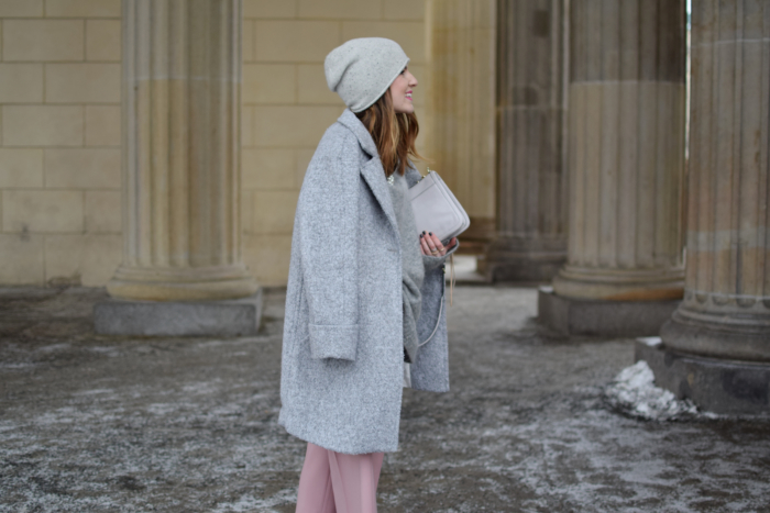 Grauer Zara Mantel