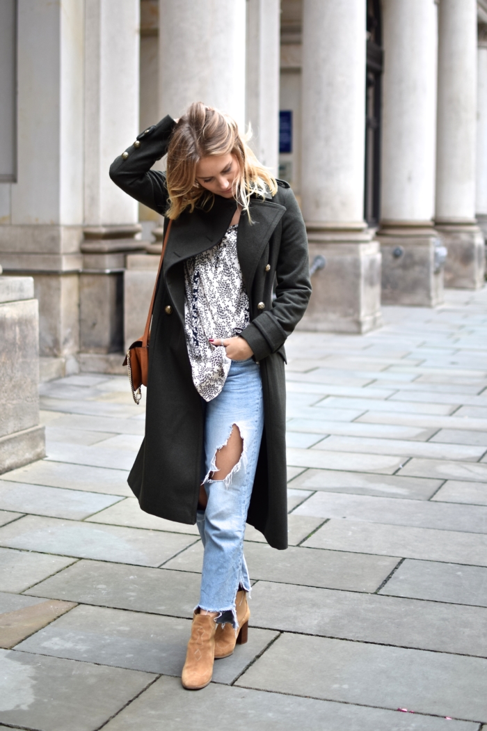 military woolen coat, khaki green, blouse, destroyed jeans, brown boots