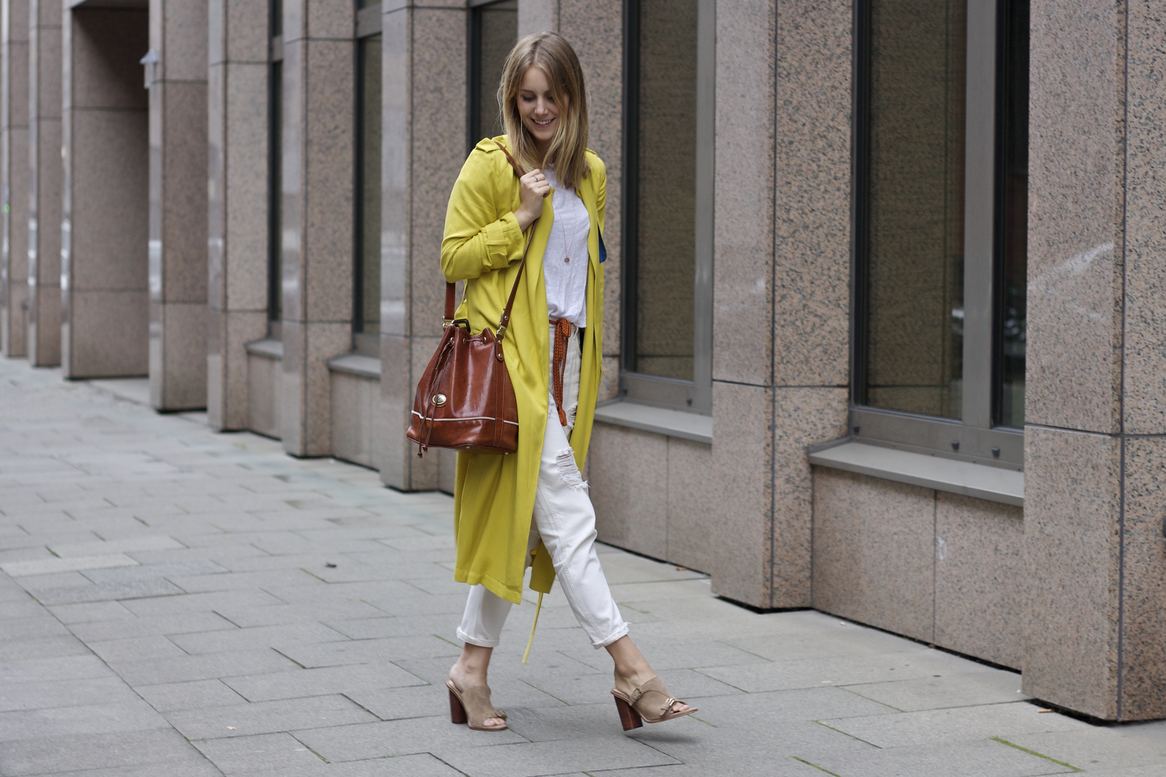 gelber coat