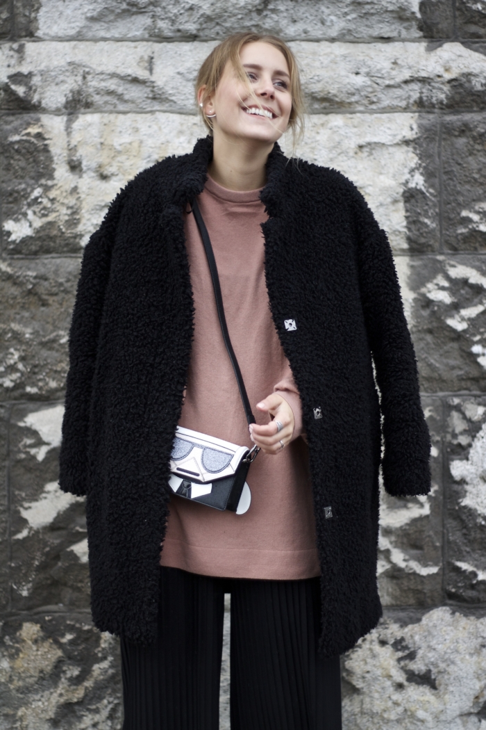Teddy coat, rose sweater, Lagerfeld bag