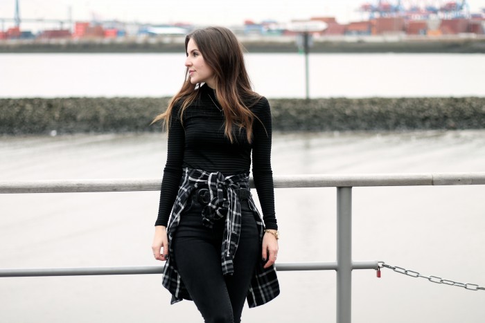 Squared blouse by Zara