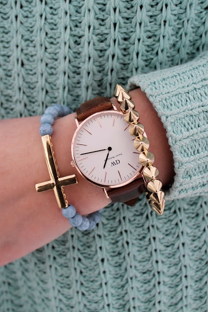 Braun goldene Uhr von Daniel Wellington