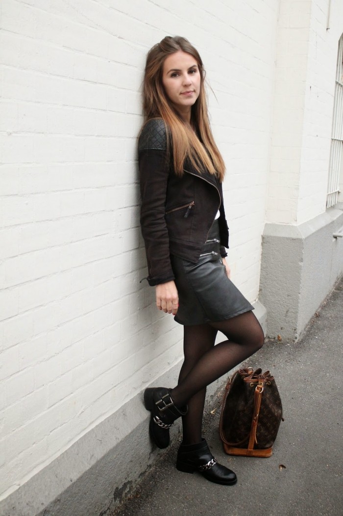 Schwarze Jacke von Review