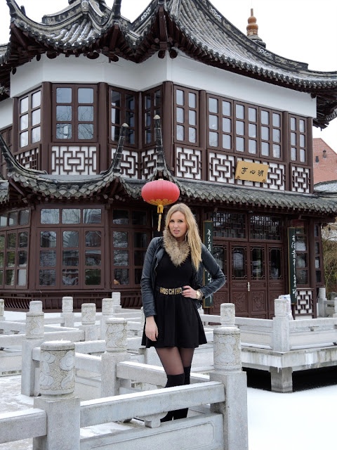 Schwarze Lederjacke von Zara