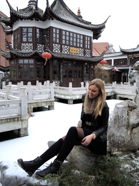 Schwarze Overkneestiefel von H&M