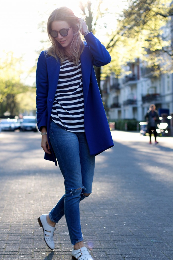 Walking girl