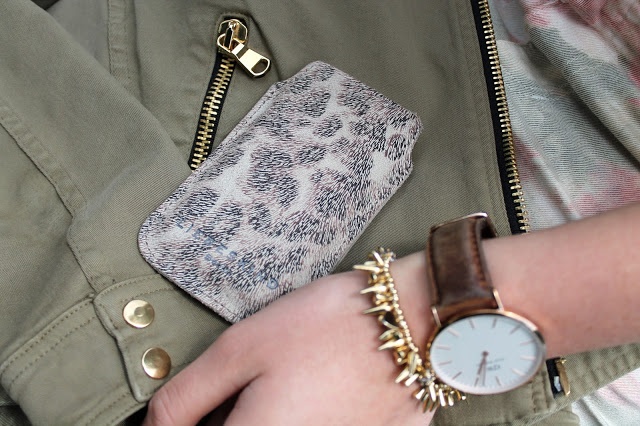Smartphonecase im Leolook
