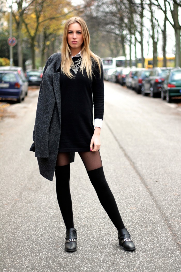 overknee strümpfe und strickkleid