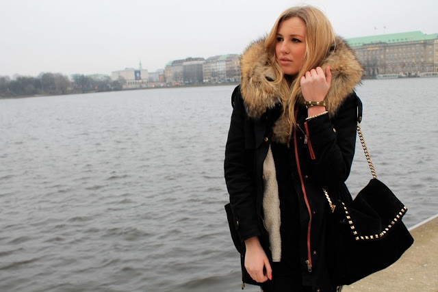 Black bag by Zara
