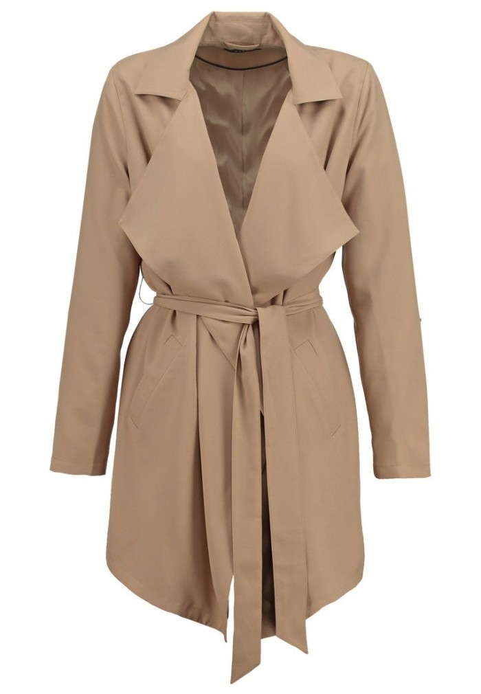 Trenchcoat Camel Coat